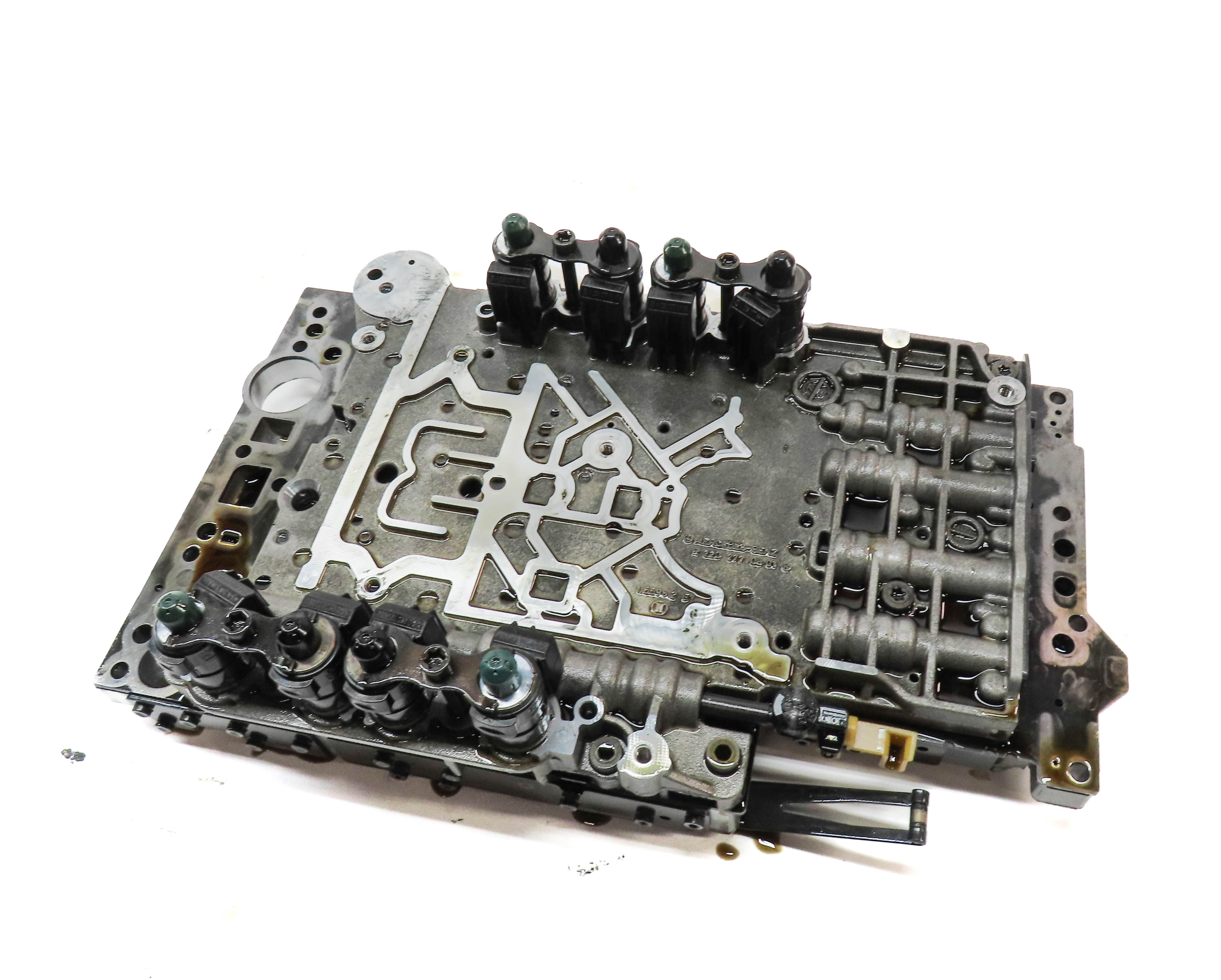 10-11 MB GL450 GL550 ML550 (X164 W164) 722.9 TRANSMISSION VALVE BODY w/o PLATE — exact item pictured